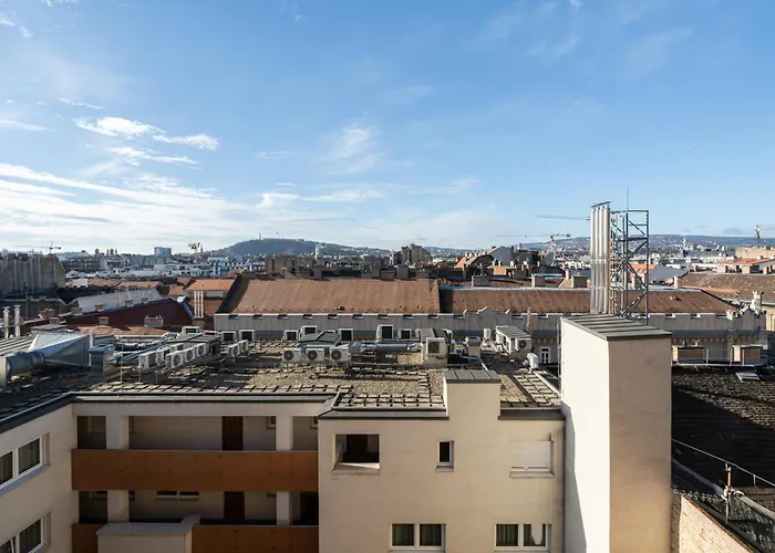 Апартаменты Artsy Loft Downtown 2 *