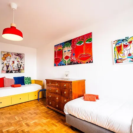 Artsy Loft Downtown 2 *